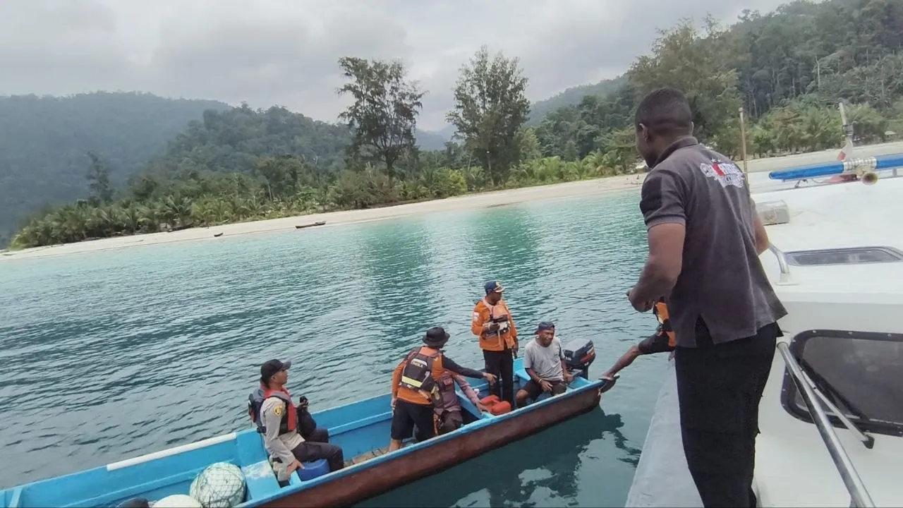 Speed Boat Rombongan KSDA Kaimana Tenggelam di Perairan Karawai, 7 Korban Berhasil Ditemukan